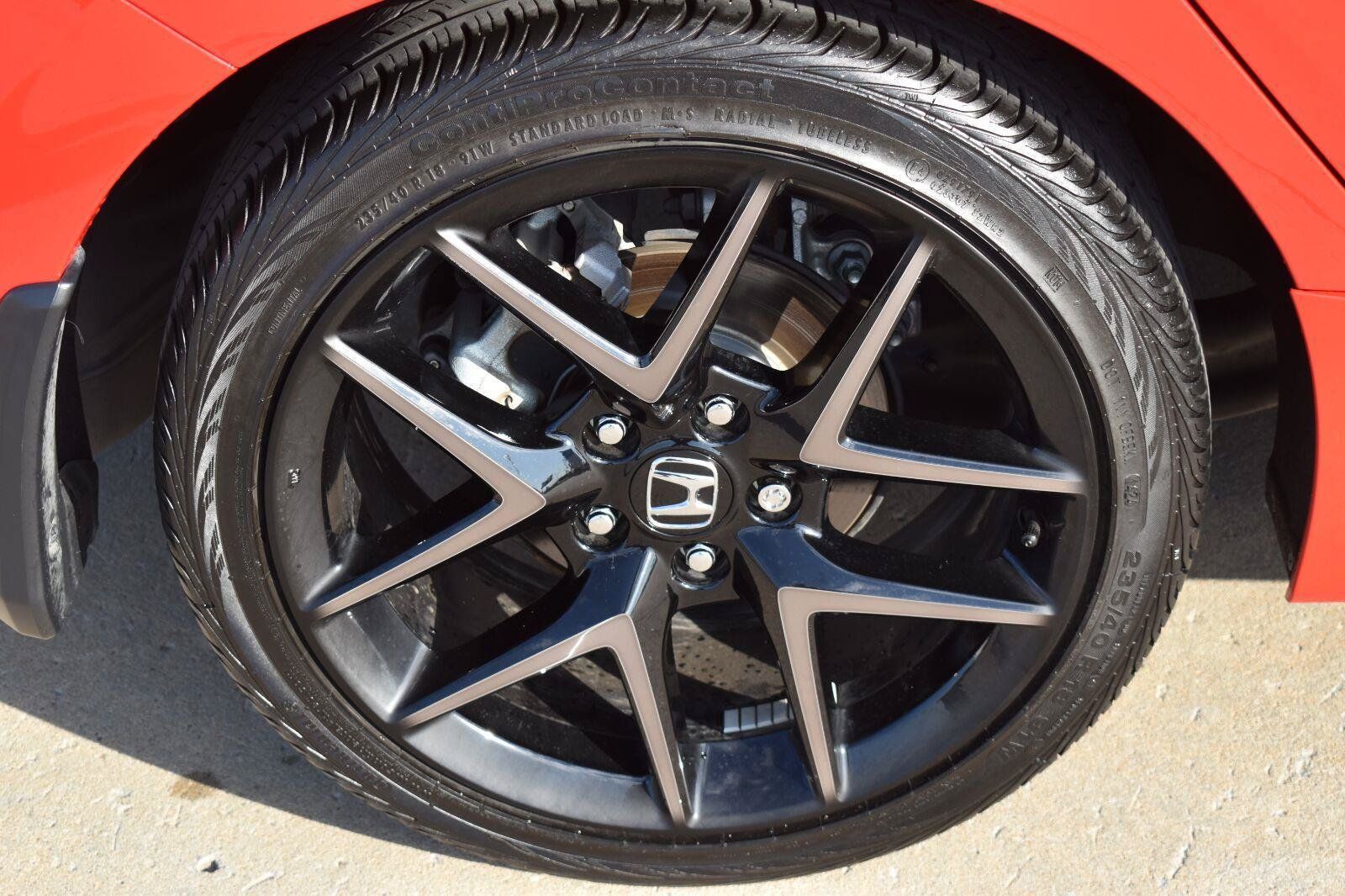 Used 2024 Honda Civic Sport Touring image 14
