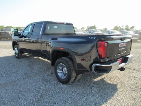 New 2026 GMC Sierra 3500 SLT w/ SLT Convenience Package AWD/4WD image 8