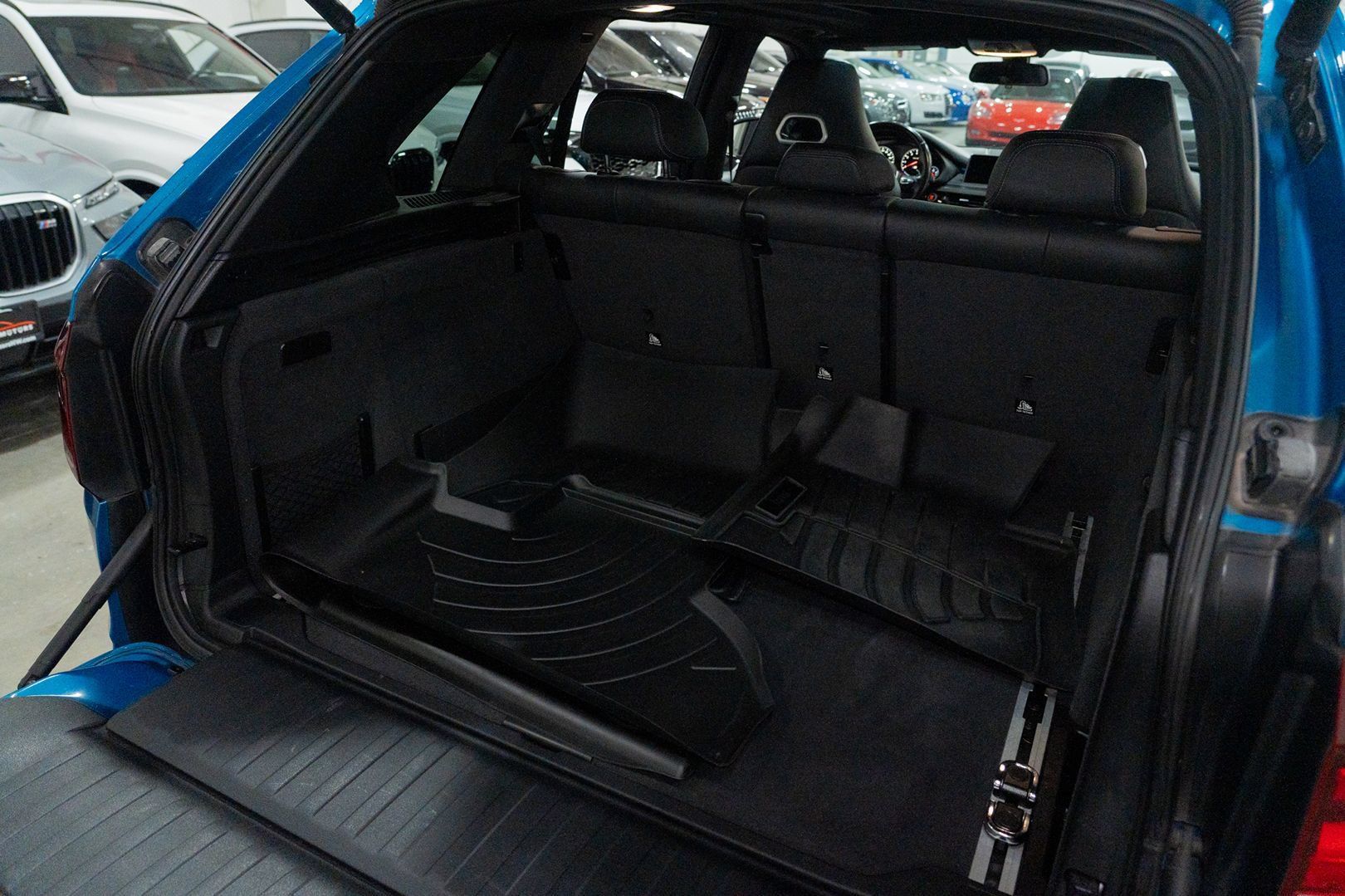 Used 2018 BMW X5 M AWD/4WD image 27