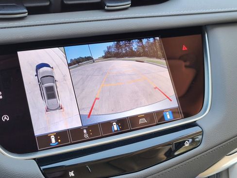 Used 2024 Cadillac XT5 Premium Luxury w/ Technology Package image 29