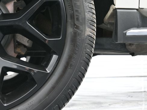Used 2015 Chevrolet Suburban LTZ AWD/4WD image 44