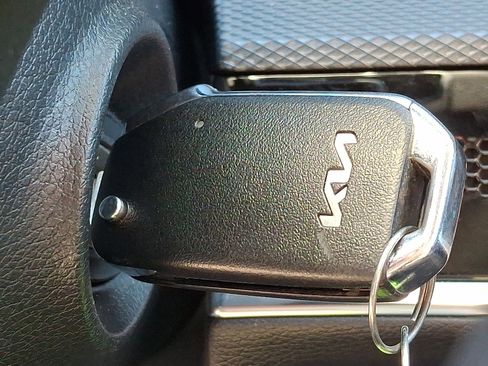 Used 2023 Kia Sportage LX image 24