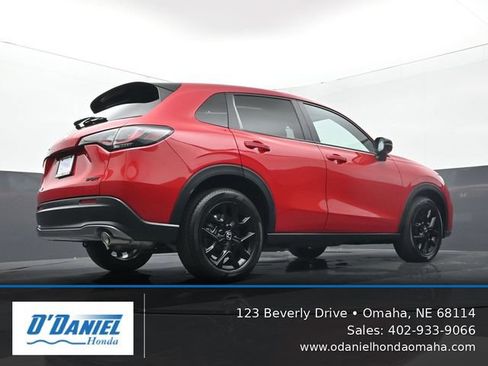 Used 2024 Honda HR-V Sport image 12