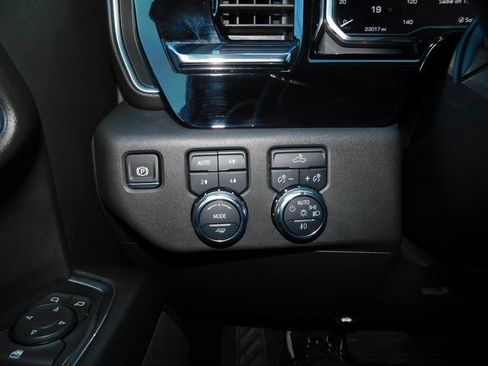 Used 2024 GMC Sierra 1500 Elevation w/ X31 Off-Road Package image 28