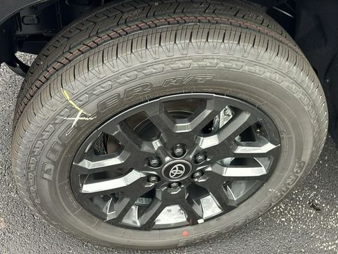 New 2026 Toyota Tundra Platinum AWD/4WD image 39