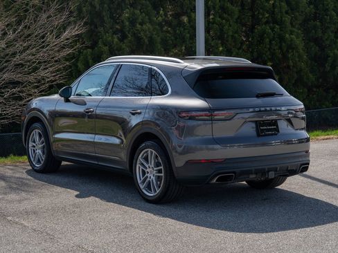 Used 2019 Porsche Cayenne image 3