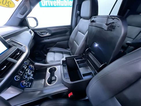 Used 2023 Chevrolet Tahoe Z71 w/ Luxury Package AWD/4WD image 29