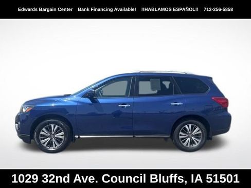 Used 2019 Nissan Pathfinder SV w/ SV Tech Package AWD/4WD image 4