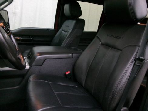 Used 2014 Ford F250 Platinum image 19