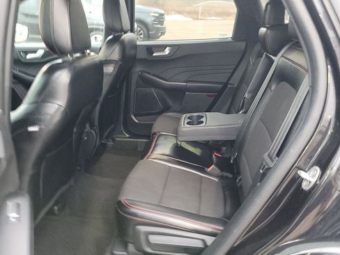 Used 2024 Ford Escape ST-Line image 13