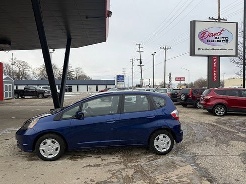 Used 2013 Honda Fit image 1