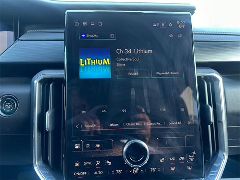 Used 2025 GMC Acadia Elevation image 20