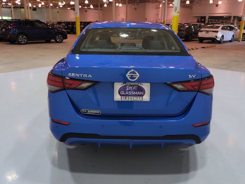 Used 2023 Nissan Sentra SV w/ All-Weather Package FWD image 4