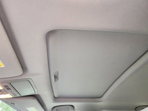 Used 2018 Honda CR-V EX-L image 25