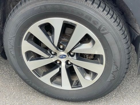 Used 2021 Subaru Outback Premium AWD/4WD image 31