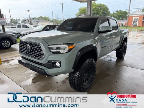 Used 2023 Toyota Tacoma TRD Off-Road AWD/4WD image 1