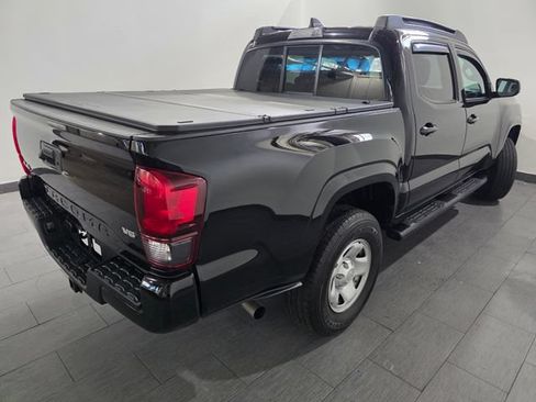 Used 2023 Toyota Tacoma SR AWD/4WD image 5