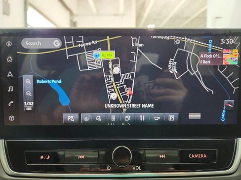 Used 2024 Nissan Altima 2.5 SR w/ SR Premium Package image 16