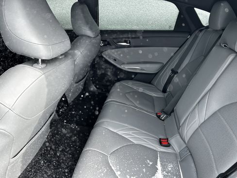 Used 2019 Toyota Avalon Limited w/ Advanced Safety Package image 10