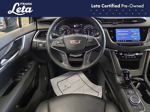 Used 2025 Cadillac XT5 Premium Luxury FWD image 18