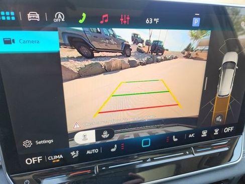 New 2026 Volkswagen Tiguan SE image 16