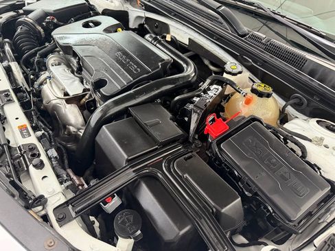 Used 2023 Chevrolet Malibu LT w/ Driver Confidence Package FWD image 6