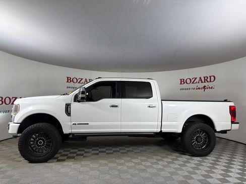 Used 2022 Ford F250 Platinum w/ FX4 Off-Road Package AWD/4WD image 5