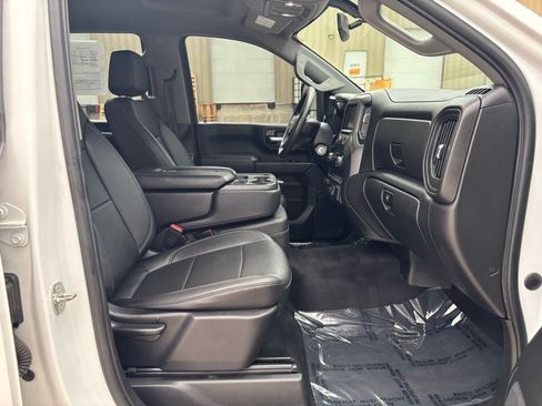Used 2021 Chevrolet Silverado 2500 W/T w/ WT Fleet Convenience Package AWD/4WD image 11