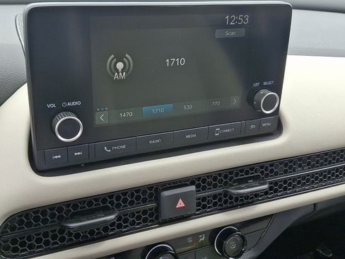 Used 2024 Honda HR-V LX image 17