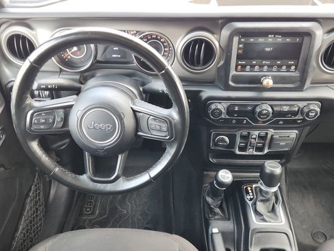 Used 2022 Jeep Gladiator Sport AWD/4WD image 31