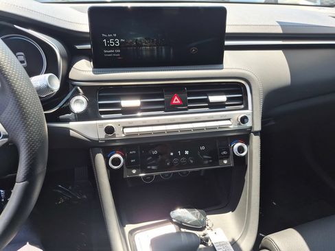 Used 2026 Genesis G70 2.5T RWD image 17