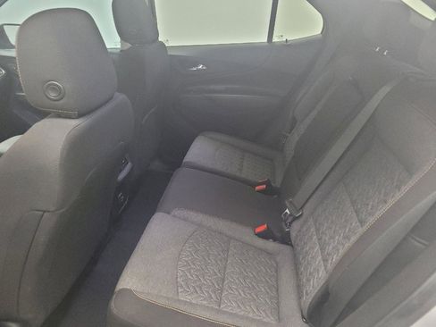 Used 2022 Chevrolet Equinox LT image 18