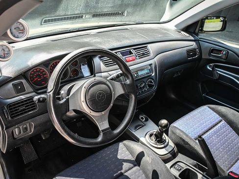 Used 2004 Mitsubishi Lancer Evolution RS AWD/4WD image 9