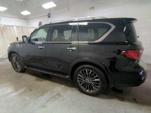 Used 2021 INFINITI QX80 Premium Select w/ All-Season Package image 9