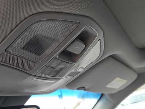 Used 2017 Hyundai Santa Fe Limited image 26