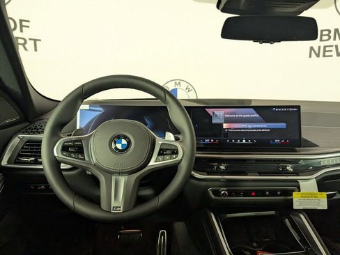 New 2026 BMW X6 xDrive40i w/ Climate Comfort Package image 18