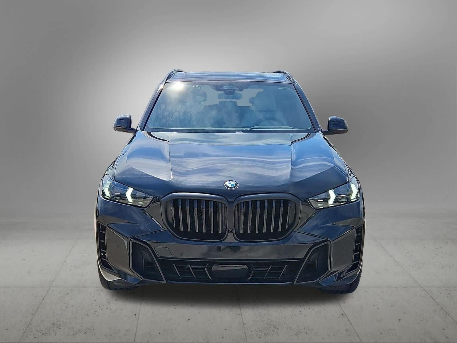 Used 2024 BMW X5 xDrive40i w/ M Sport Package AWD/4WD image 9