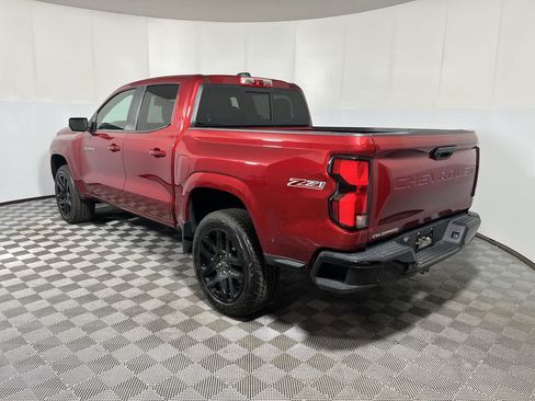 Used 2024 Chevrolet Colorado Z71 w/ Z71 Convenience Package 2 AWD/4WD image 6