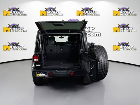 Used 2021 Jeep Wrangler Unlimited Sahara w/ Dual Top Group image 25