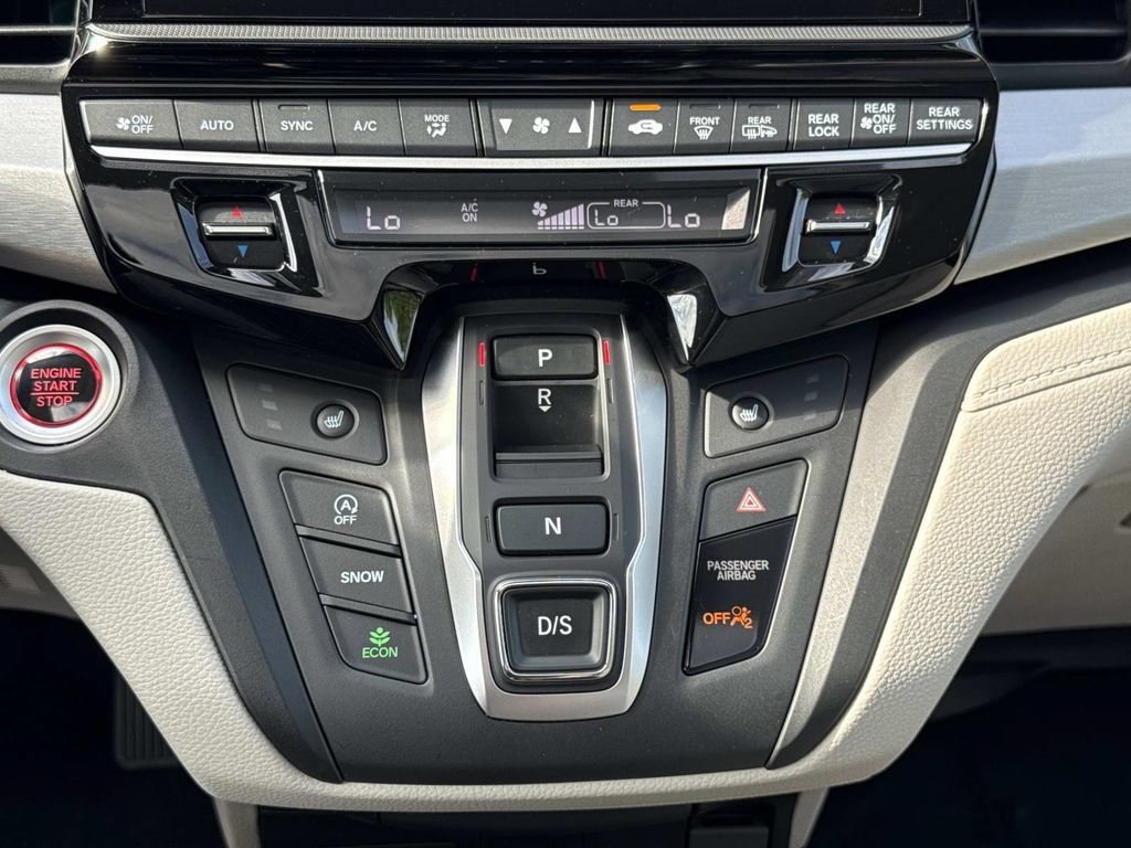 Used 2026 Honda Odyssey EX-L image 7