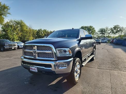 Used 2015 RAM 2500 Laramie AWD/4WD image 1