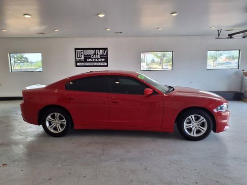 Used 2022 Dodge Charger SXT RWD image 20