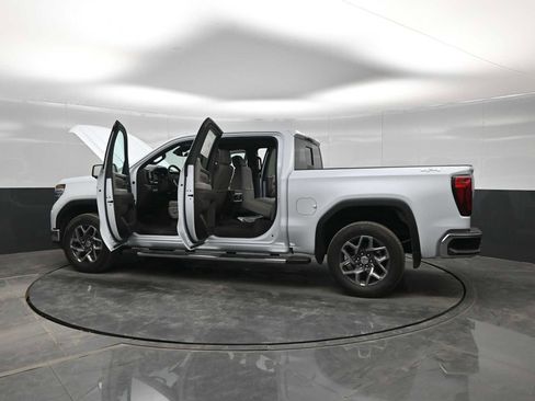New 2026 GMC Sierra 1500 SLT w/ SLT Premium Plus Package image 41