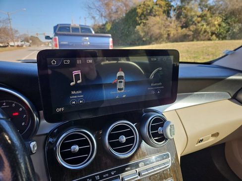 Used 2018 Mercedes-Benz C 300 Sedan image 15