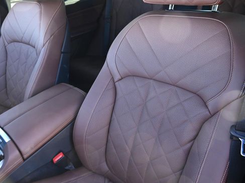 Certified 2026 BMW X5 sDrive40i image 9