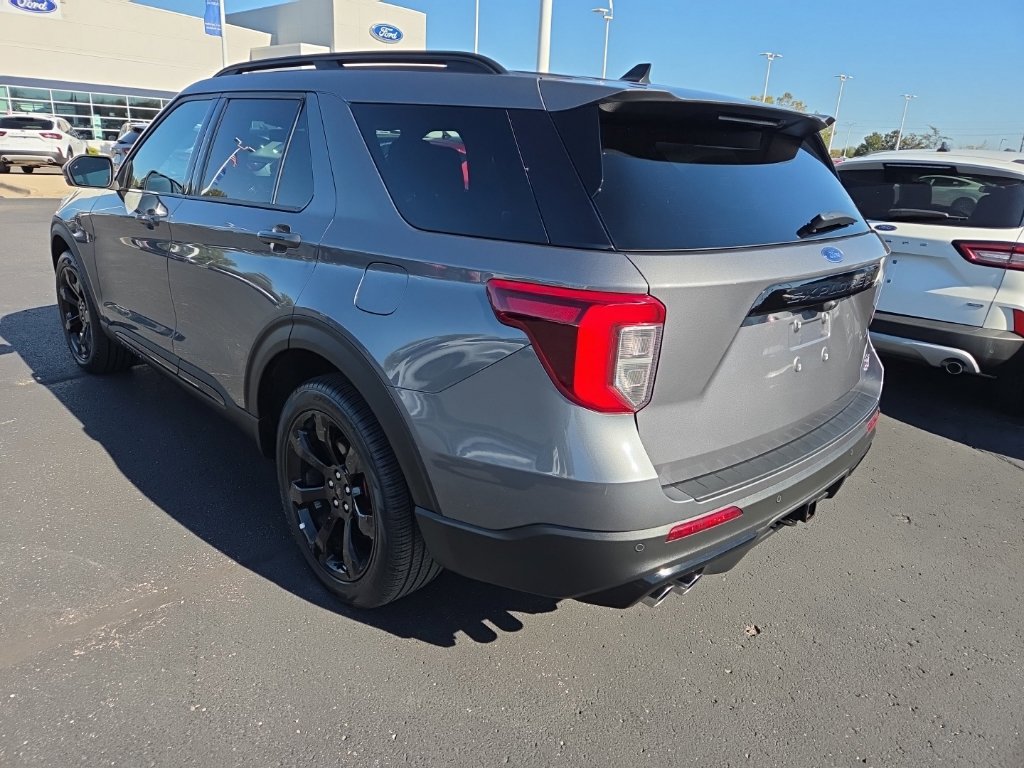 Certified 2023 Ford Explorer ST w/ Equipment Group 401A AWD/4WD image 7