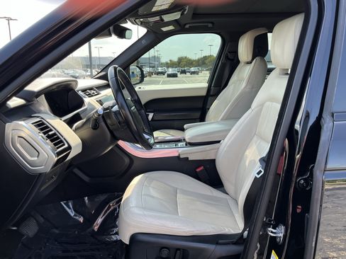 Used 2018 Land Rover Range Rover Sport Supercharged AWD/4WD image 31