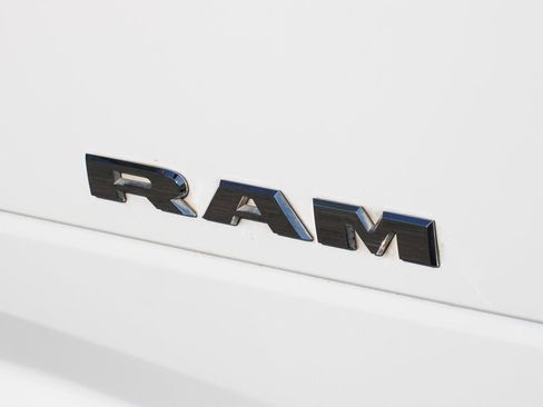 Used 2019 RAM 2500 Big Horn image 47