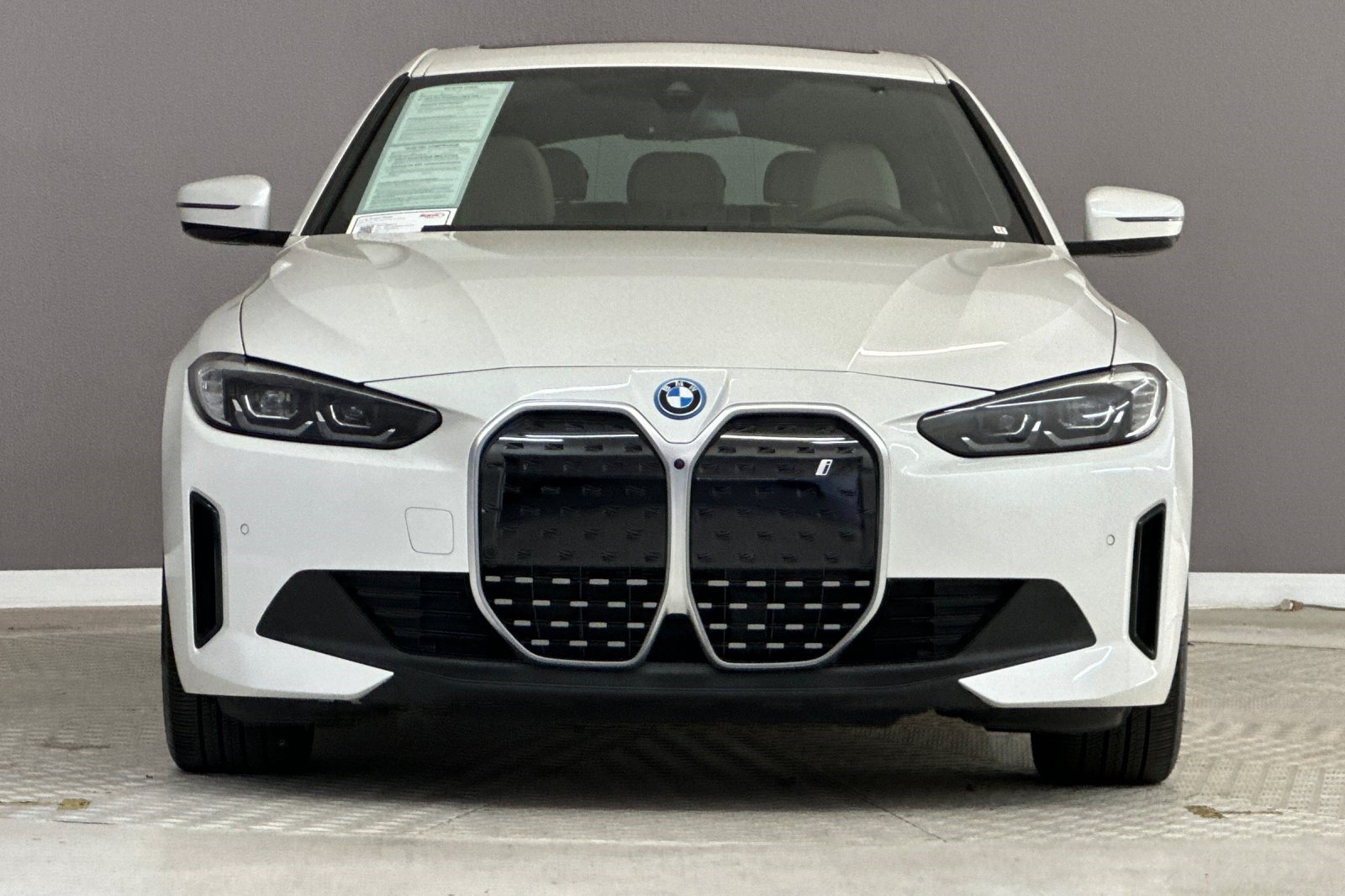 Certified 2023 BMW i4 eDrive40 w/ Premium Package RWD image 5