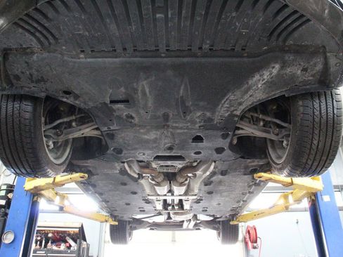 Used 2016 Audi A8 L 4.0T w/ Driver Assistance Package image 93